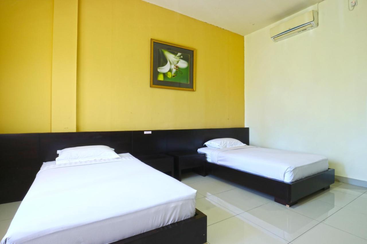 Prima Inn Kuta Lombok Buitenkant foto