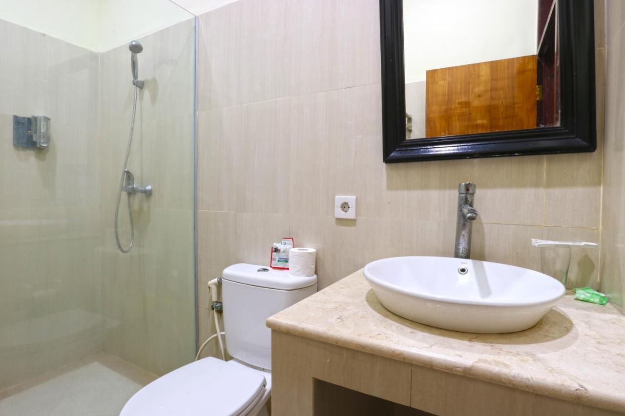 Prima Inn Kuta Lombok Buitenkant foto