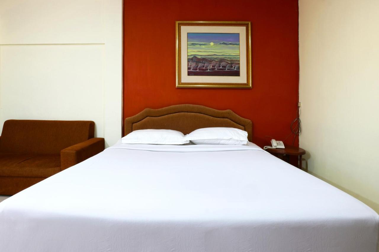 Prima Inn Kuta Lombok Buitenkant foto